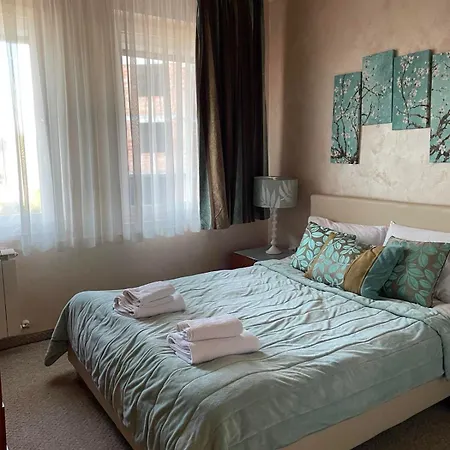 Eleonor Mountain 2 Apartment *